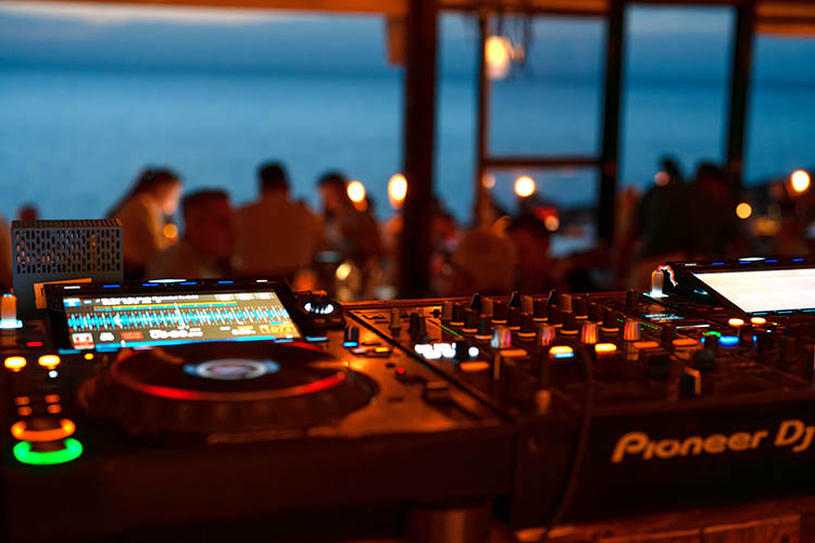 LT russ mesa dj