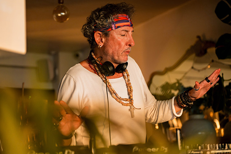 T balearic sound dj