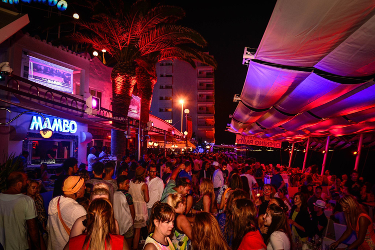 celebrar los 40 en Ibiza cafe mambo